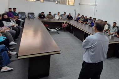 بازدید دانشجویان مهندسی مکانیک از مرکز رشد و فناوری جهرم